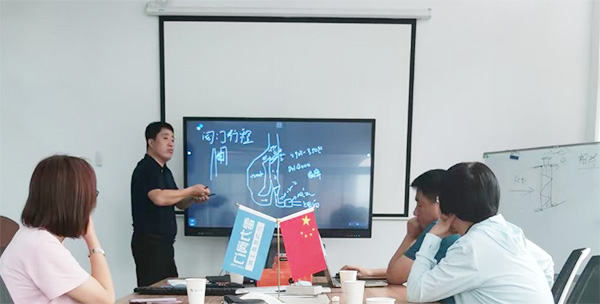 热烈欢迎中材集团成员单位领导莅临雷力考察高温烟气蝶阀(图1) 热烈欢迎中材集团成员单位领导莅临雷力考察高温烟气蝶阀(图1)
